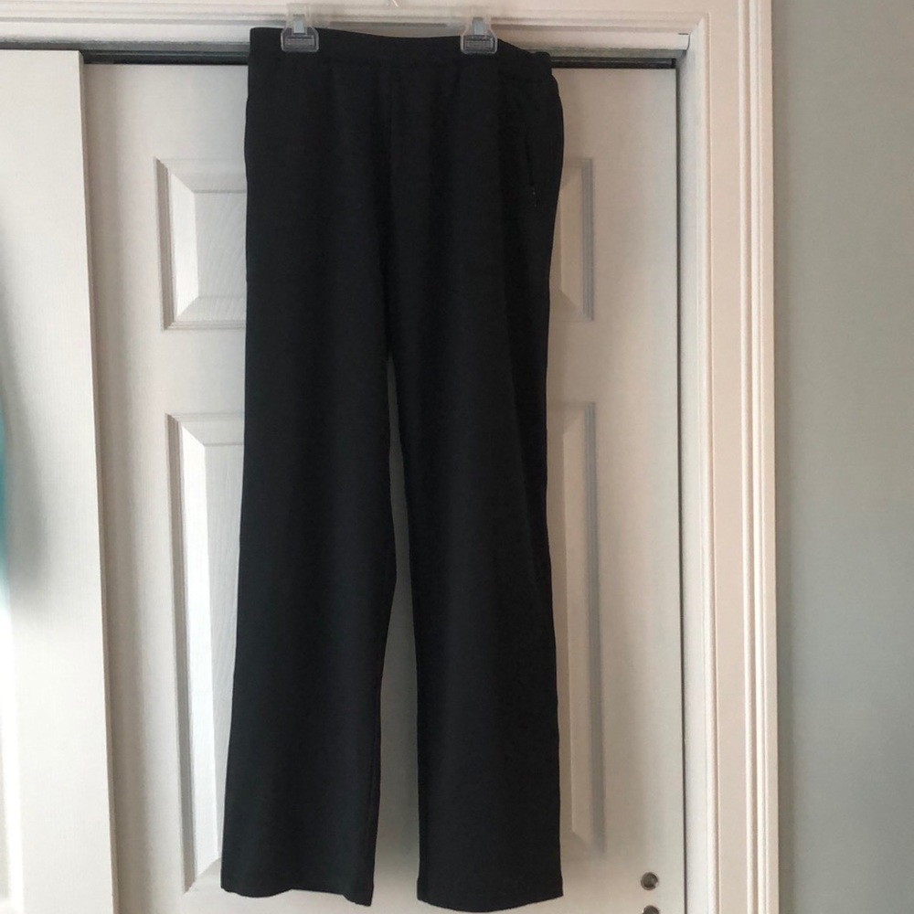 Tail Tech Warm-up Pants size Medium